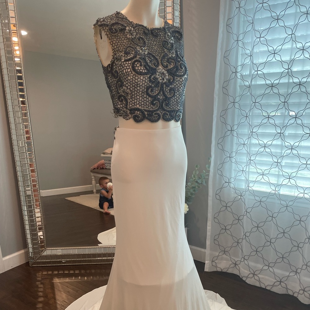 Prom dress, two peace long , wore it once only, in perfect condition